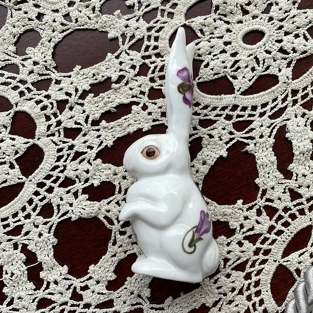 Porcelain Small Bunny - Picture 3 of 5